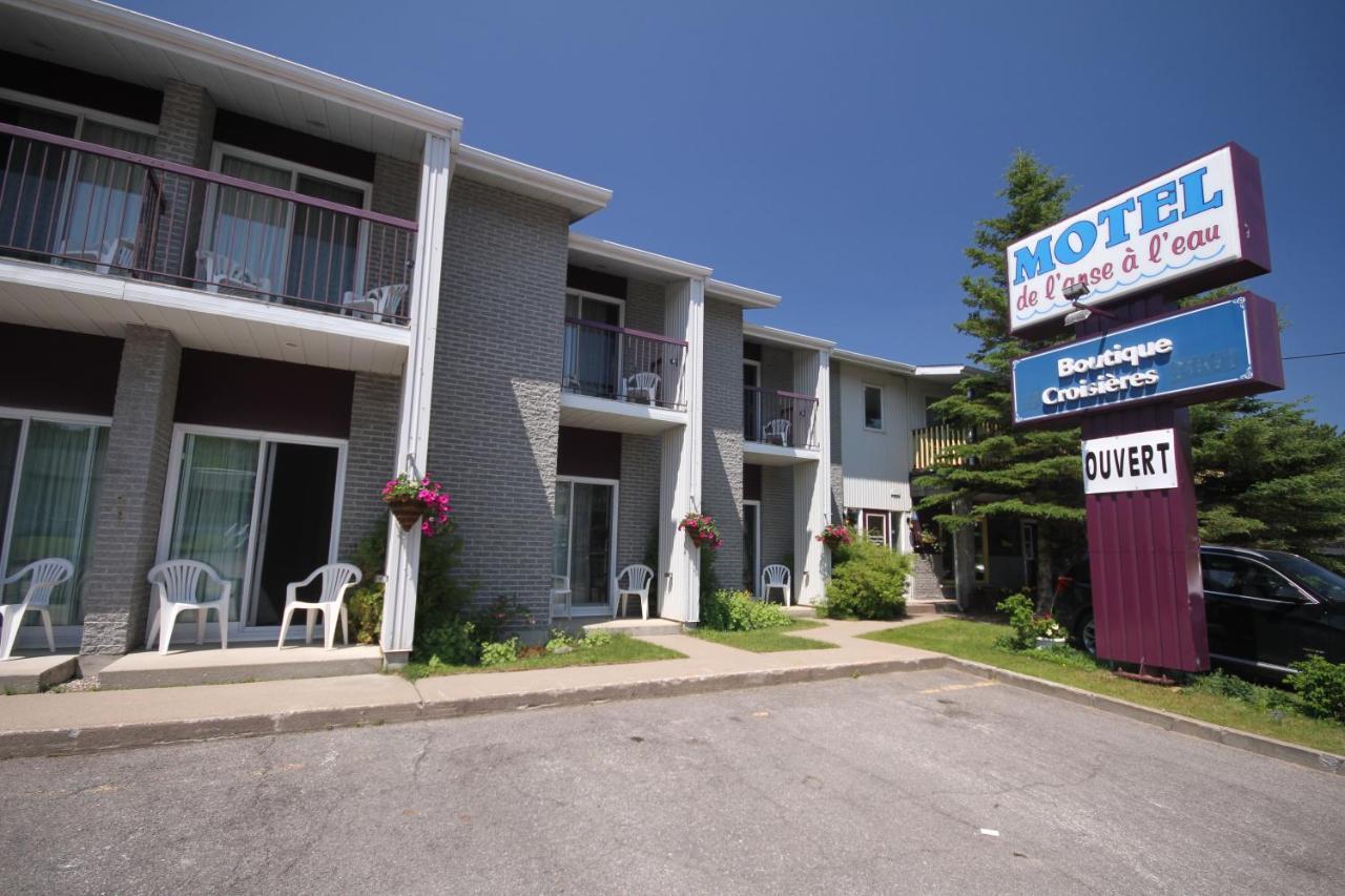 Motel De L'Anse A L'Eau Tadoussac Buitenkant foto